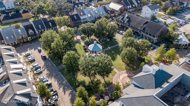 214 Settlers Trace Boulevard, Lafayette, LA 70508