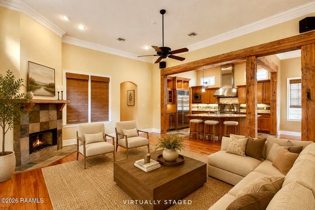 214 Settlers Trace Boulevard, Lafayette, LA 70508