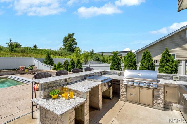 50 Wisdom Way, Lake St Louis, MO 63367