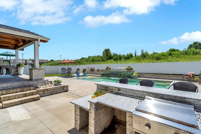 50 Wisdom Way, Lake St Louis, MO 63367