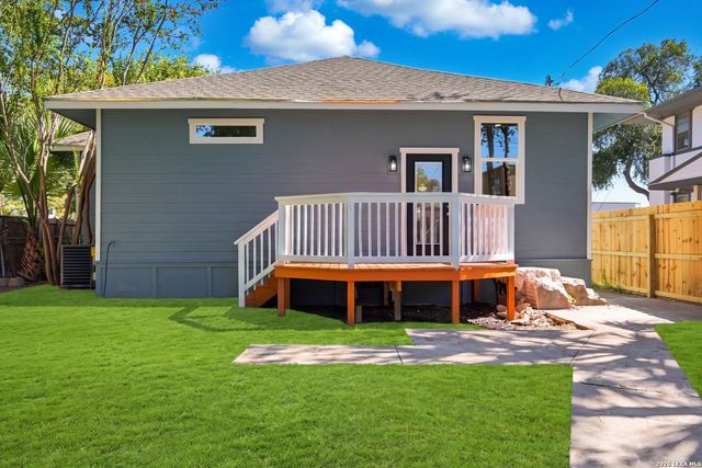 115 E HIGHLAND BLVD, San Antonio, TX 78210