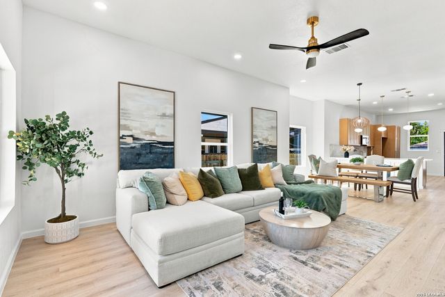 115 E HIGHLAND BLVD, San Antonio, TX 78210
