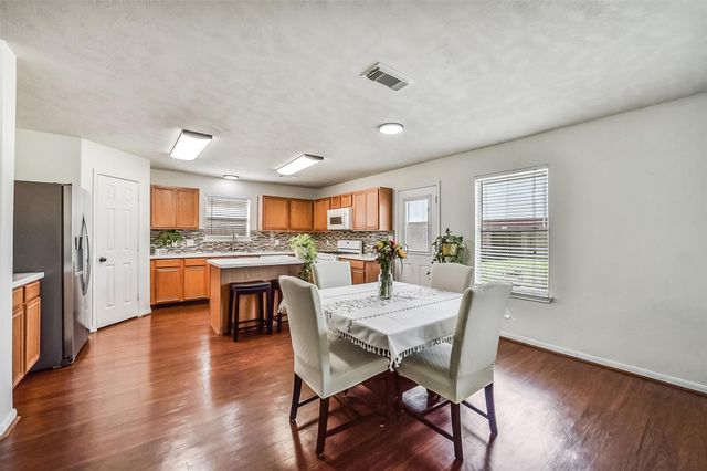 5014 Winding View Lane, Humble, TX 77346