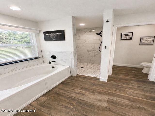 3760 Montgomery Road, Mims, FL 32754