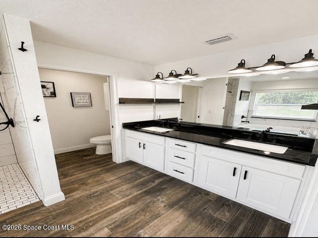 3760 Montgomery Road, Mims, FL 32754