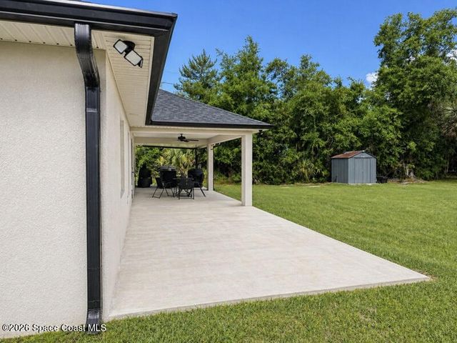 3760 Montgomery Road, Mims, FL 32754