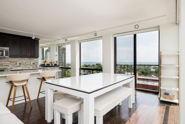 345 W Fullerton Parkway 1303, Chicago, IL 60614