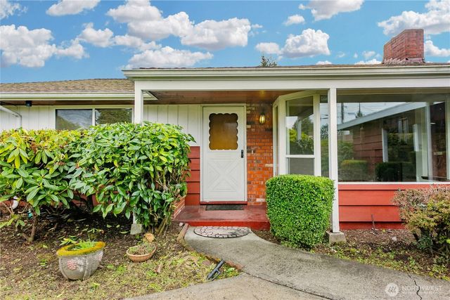 7416 25th Street W, Tacoma, WA 98466