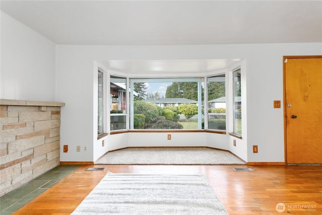 7416 25th Street W, Tacoma, WA 98466