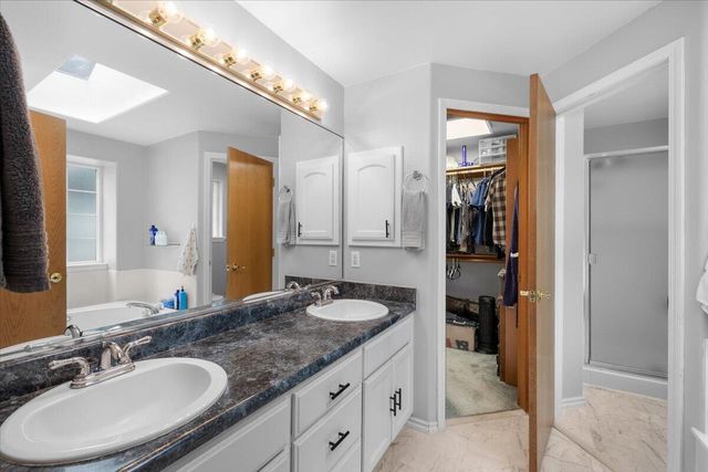 752 Mallory Court, Central Point, OR 97502