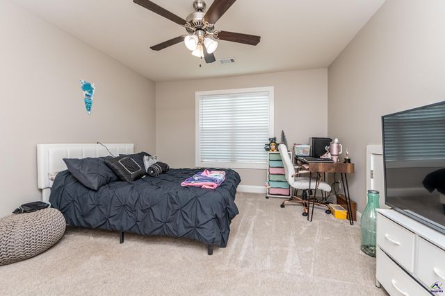 924 Abingdon Cove, Bonaire, GA 31005