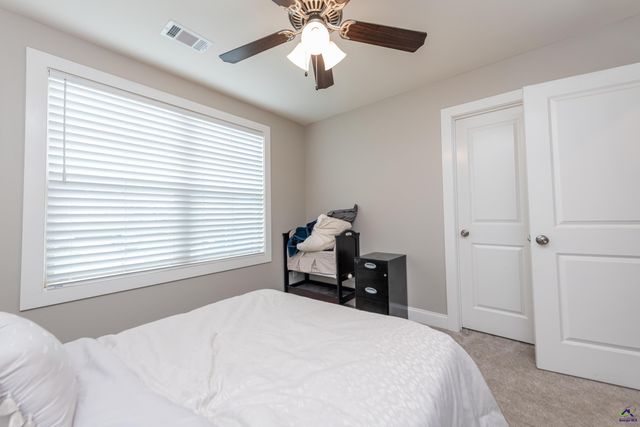 924 Abingdon Cove, Bonaire, GA 31005