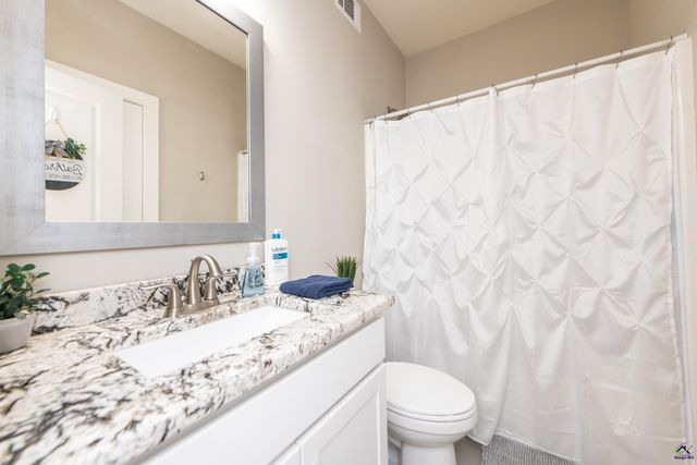924 Abingdon Cove, Bonaire, GA 31005