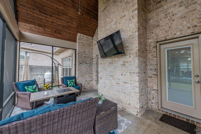 924 Abingdon Cove, Bonaire, GA 31005
