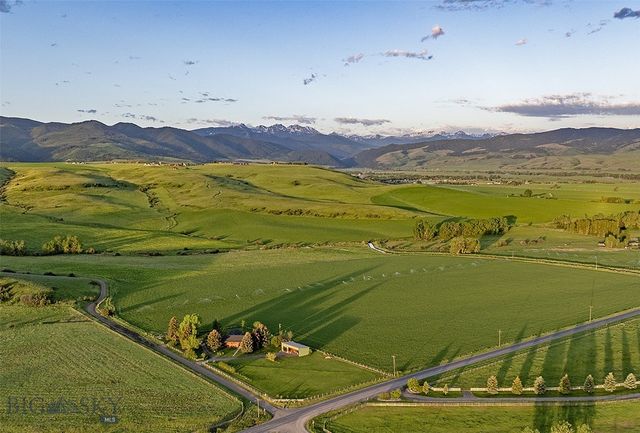 15816 Cottonwood Road, Bozeman, MT 59718 property photo