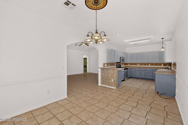4221 Fireweed Drive, Las Cruces, NM 88007