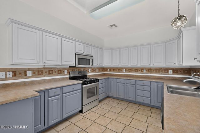 4221 Fireweed Drive, Las Cruces, NM 88007