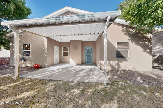 4221 Fireweed Drive, Las Cruces, NM 88007