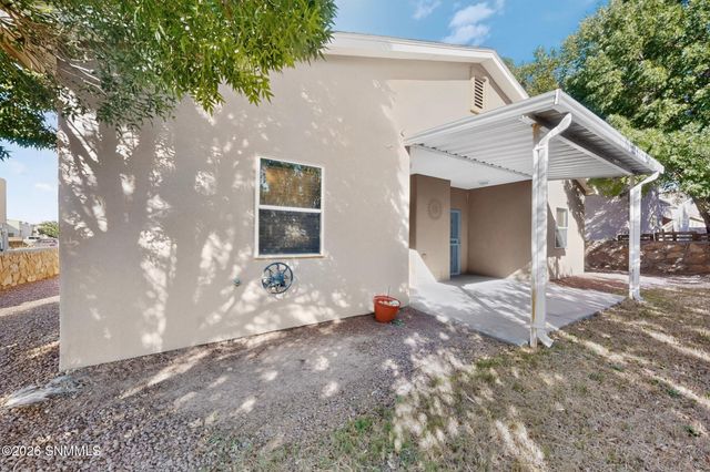 4221 Fireweed Drive, Las Cruces, NM 88007