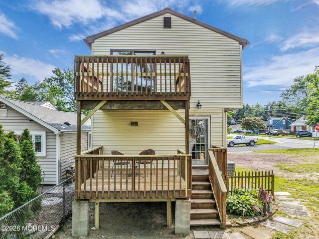 401 Walnut Street, Port Monmouth, NJ 07758