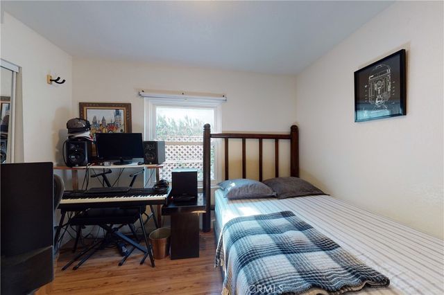 1038 W 2nd, San Pedro, CA 90731