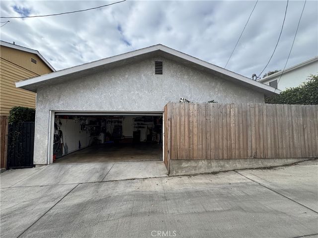 1038 W 2nd, San Pedro, CA 90731