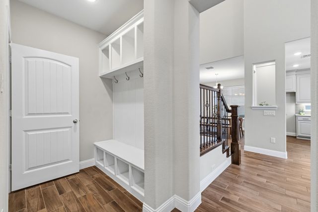 7104 ELK Springs, Argyle, TX 76226