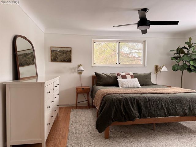 19982 W Doyle Place, Grosse Pointe Woods, MI 48236