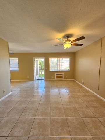 114 E Norwich E, West Palm Beach, FL 33417