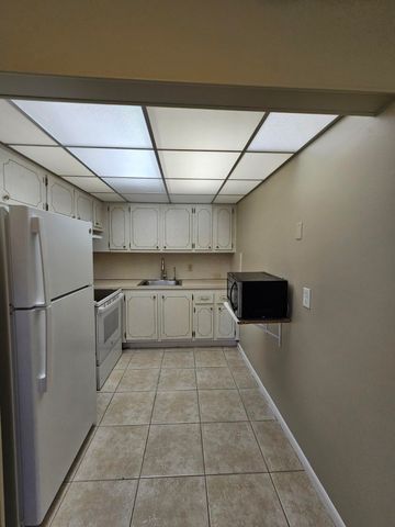 114 E Norwich E, West Palm Beach, FL 33417