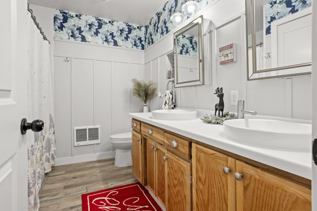 14963 County Highway 5, Lake Park, MN 56554