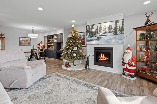 14963 County Highway 5, Lake Park, MN 56554