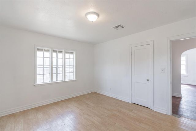 2325 E Madison Street, Oklahoma City, OK 73111