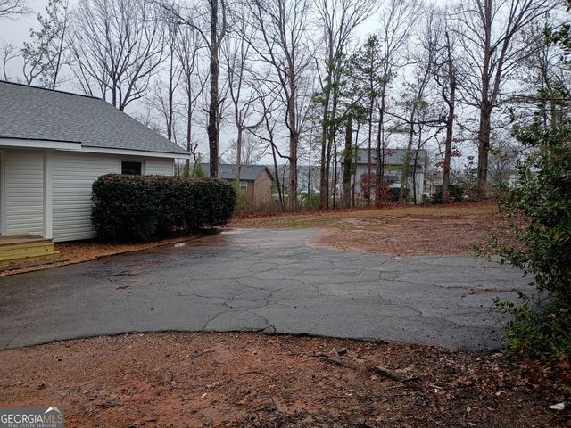 10 Oakmount Drive, Newnan, GA 30263