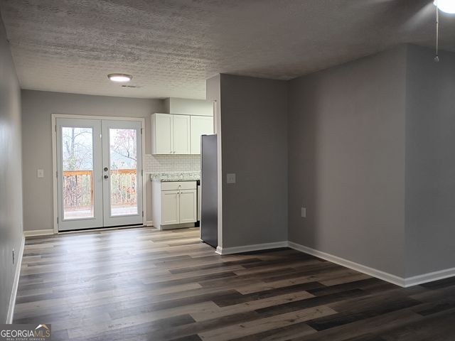 10 Oakmount Drive, Newnan, GA 30263