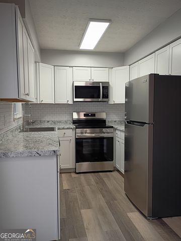 10 Oakmount Drive, Newnan, GA 30263