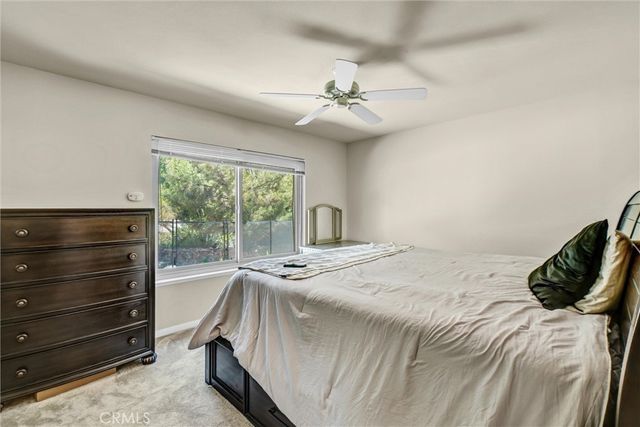 23041 Posada, Valencia, CA 91354
