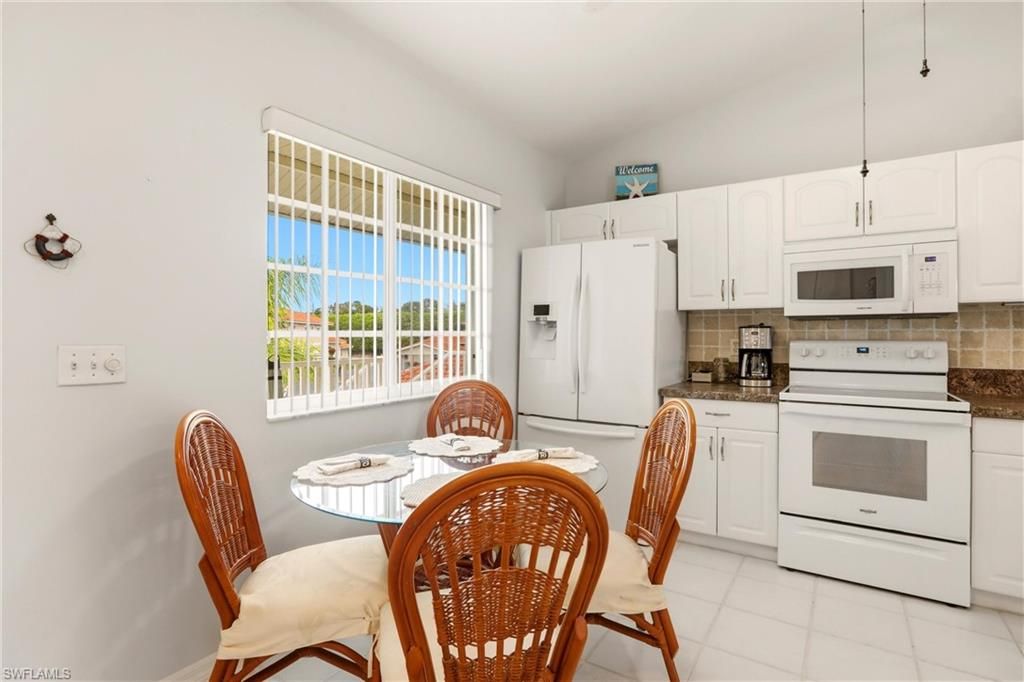 1723 Reuven CIR 2004, NAPLES, FL 34112 — photo 3