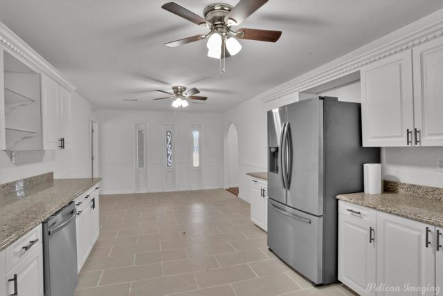 10553 White Oak Drive, Keithville, LA 71047