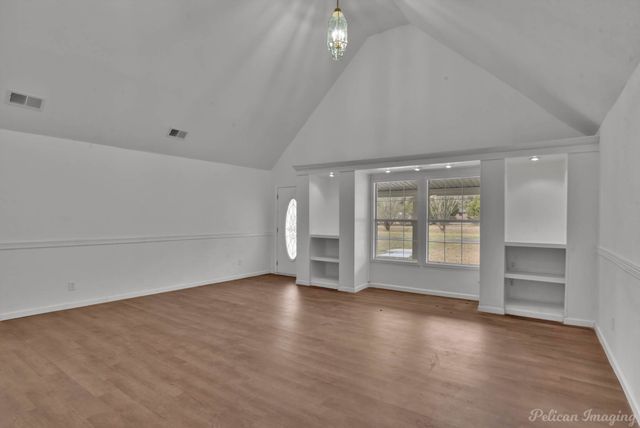 10553 White Oak Drive, Keithville, LA 71047