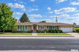 506 W CRESTWOOD Drive, Peoria, IL 61614