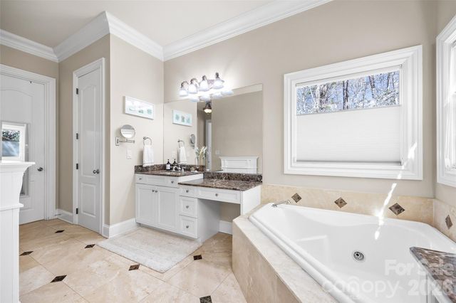 1205 Shinnecock Lane, Marvin, NC 28173