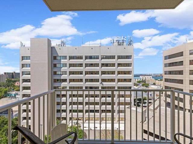 628 CLEVELAND STREET 1104, Clearwater, FL 33755