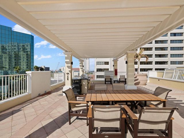 628 CLEVELAND STREET 1104, Clearwater, FL 33755