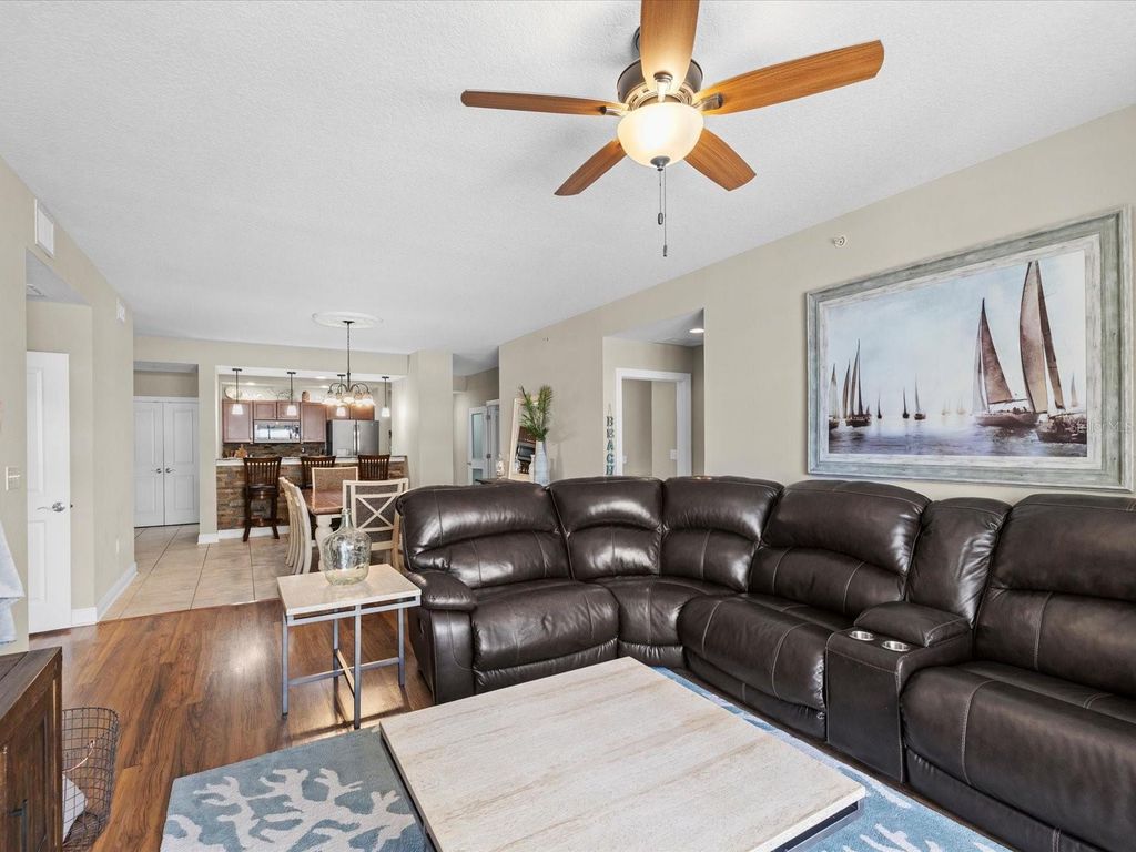 Image 16 of property listing at 628 CLEVELAND STREET 1104, Clearwater, FL 33755