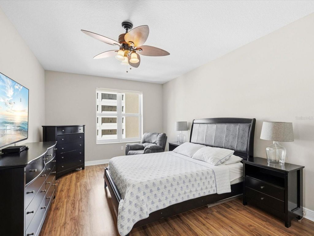 Image 19 of property listing at 628 CLEVELAND STREET 1104, Clearwater, FL 33755