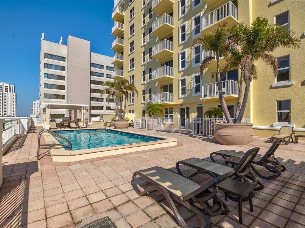 Image 28 of property listing at 628 CLEVELAND STREET 1104, Clearwater, FL 33755