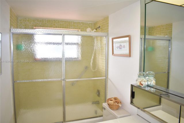 9801 Sunrise Lakes Blvd 305, Sunrise, FL 33322