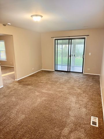 1943 Towner Lane, Glendale Heights, IL 60139