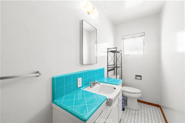 454 N Shattuck Place, Orange, CA 92866